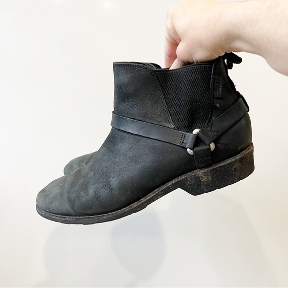 Teva Women’s Boots Bootie - Picture 1 of 10